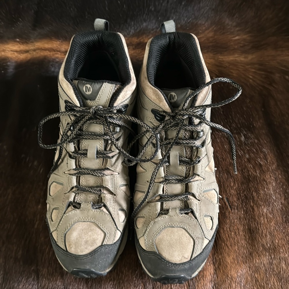Merrell Men's Hiking Shoes Size 10